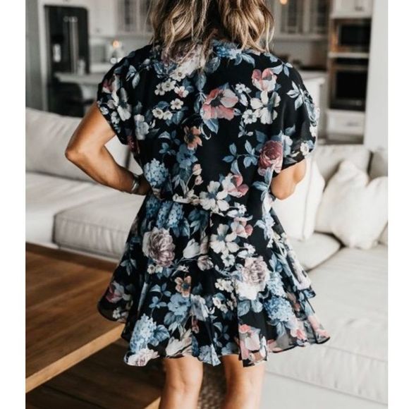 🆕✨AAKAA✨FLORAL SHEER MINI DRESS - Picture 4 of 7